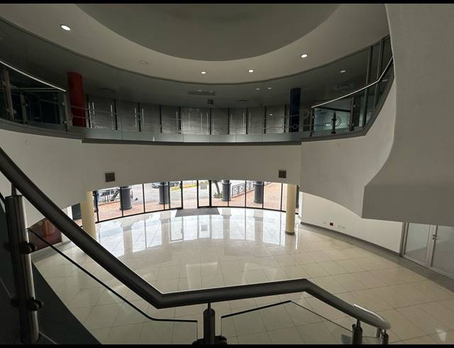 1,385M² OFFICE TO LET IN RIVONIA